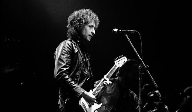 Bob Dylan at Muscle Shoals Sound Studio